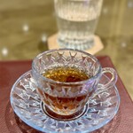 トゥ・ラ・ジョア イズム - お茶