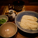 根津 釜竹 - ●ざるうどん　細打ち