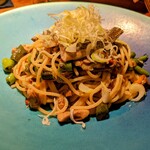 plate - 秋刀魚の肝、伏見唐辛子、紐唐辛子、キノコなど　あなた好みのスパゲティ