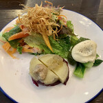 SPRING FIELD - 附有機蔬菜沙拉