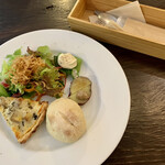 SPRING FIELD - 鹹派拼盤 附自家製麵包