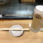 ホルモン料理専門處 利根屋 - 配膳前のお約束w