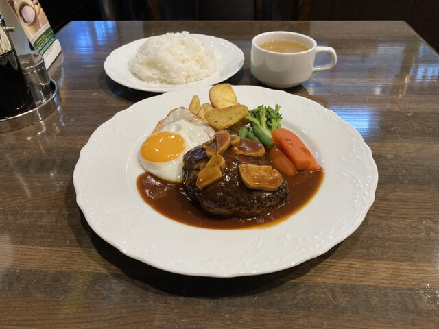 キッチン ワイズ (kitchen Y'S) - 京成金町/洋食 | 食べログ キッチン ワイズ (kitchen Y'S) - 京成金町/洋食 | 食べログ