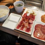 Yakiniku Raiku - 