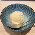 寿司安 - デザートはバニラアイス