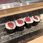 寿司安 - 追加した、本鮪の鉄火巻（写真はハーフ）