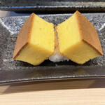 寿司安 - 名物のカステラ！