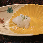 割烹 新多久 - まいかのお造り　飾り包丁が丁寧です！