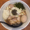 唯一無二のらぁ麺専門店 イ袋ワシづかみ