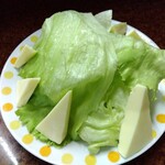 鶴亀 - チーズレタス 300円(税込)(2022年10月12日撮影)