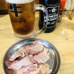 Ushimaru Shokudou - 鳥肉　ホッピー3杯目