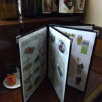 鶴亀 - メニュー表はこの状態で準備(2022年10月12日撮影)