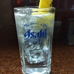 鶴亀 - チューハイ 300円(税込)(2022年10月12日撮影)