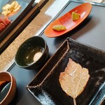 佐賀牛 季楽 銀座  - お醤油・塩・柚子胡椒・山葵