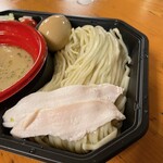 ストライク軒 NOODLE STUDIO - 麺