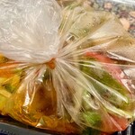 ソンクラン - こちらは絶品のヤムヌアした。