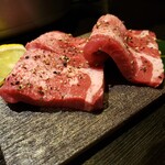 板前焼肉 赤と霜 - 