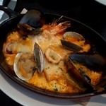 ザ シティ ベーカリー ブラッスリー ルービン - 魚貝たっぷりのリガトーニグラタン