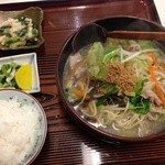 Hakata ya - チャンポン定食680円