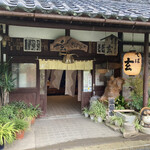 Sobagen Yabutsubaki - お店の外観入り口