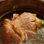 Kuromugi - カモ肉に切り込みを入れ旨み出す技さすが