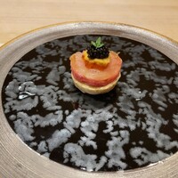 鮨 こう介 - 一口サイズのお寿司のミルフィーユ