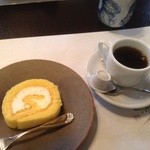 日本料理 勇の里 季 - ロールケーキとコーヒー