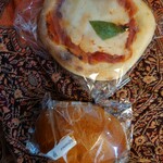 데리프랑스 카루이자와점 - 마르가리타 포카치아와 크림빵