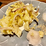 たら福 - 刺身を食べ終わると、下足とエンペラは天ぷらにしてもらえます(ﾉ◕ヮ◕)ﾉ*.✧これも甘くて美味しい〜♡