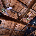 PESCA - 天井の高さが開放感を生む空間です