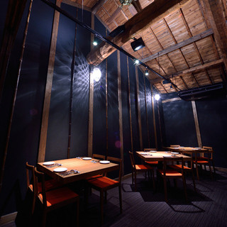 Pesca is an Italian Cuisine Restaurants housed in a renovated wooden storehouse that stands out in Ura-Namba.