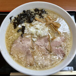 肉煮干中華そば 鈴木ラーメン店 - 背脂煮干