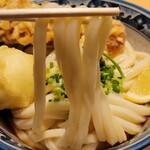 梅田 釜たけうどん - 