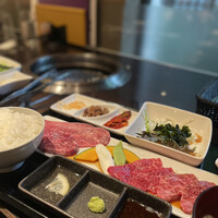 焼肉 青山外苑 - 