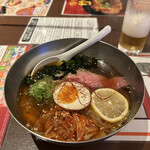 Gokuraku Yu Shokujidokoro - 旨辛赤の極楽冷麺
