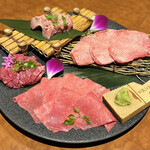 Koube Gyuuyakiniku Motoushi - 牛タン全部盛り合わせ！