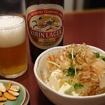 美好屋 - 瓶ビールと冷奴