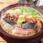 北海道产鲑鱼特制石狩锅