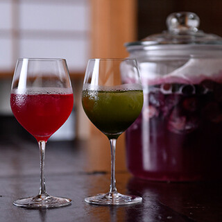 Fermented and natural drinks that go well with food