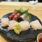 四谷 うえ村 - お造り最高すぎるーーー！ナントカ鯨、秋刀魚(今年初！！しかもお刺身！！)、鱧！！