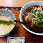 手打ちそば小菅 - 天ぷらそば温1,900円ととろろご飯300円