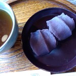 赤福 - 出来たてホヤホヤ