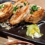 肉汁餃子のダンダダン - 定食のチャーシュー