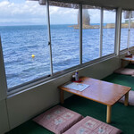 正立食堂 - 陸奥湾に面する絶好ロケーション