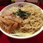 ごりまる - つけ麺　￥800  ランチ　麺大盛り無料　野菜増し無料