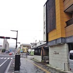 生そば 冨士川 - 県道４号線沿いにあります