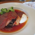 街角グラス - 塩豚とビーツのスープ煮込み