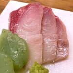 さくら本店 - ぶりの刺身　2022.10.11