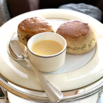 ピーク・ラウンジ - 