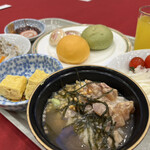 Roiyaru Hoteru - 朝食です。マグロのお茶漬けが美味しかったです。